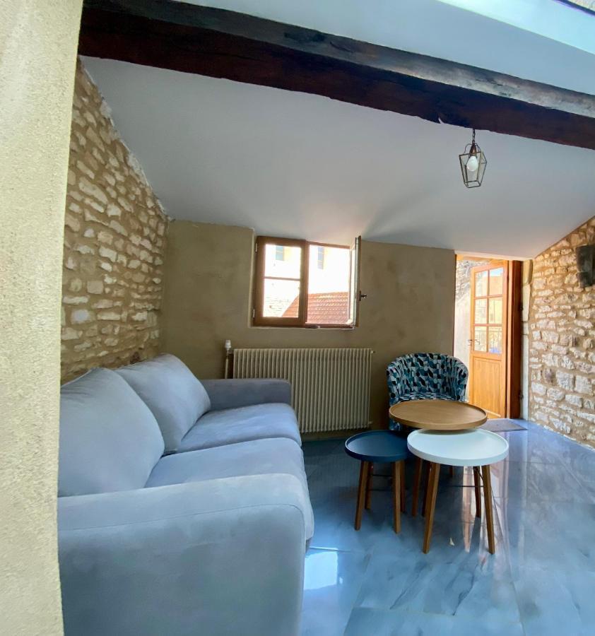 La Mansarde De L Abbaye Apartment Cluny Exterior photo